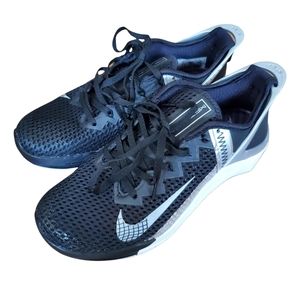 Nike Metcon 6 Flyease women's